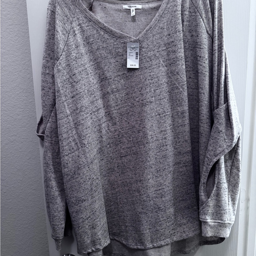 Maurices Speckled Tan V-Neck with Top